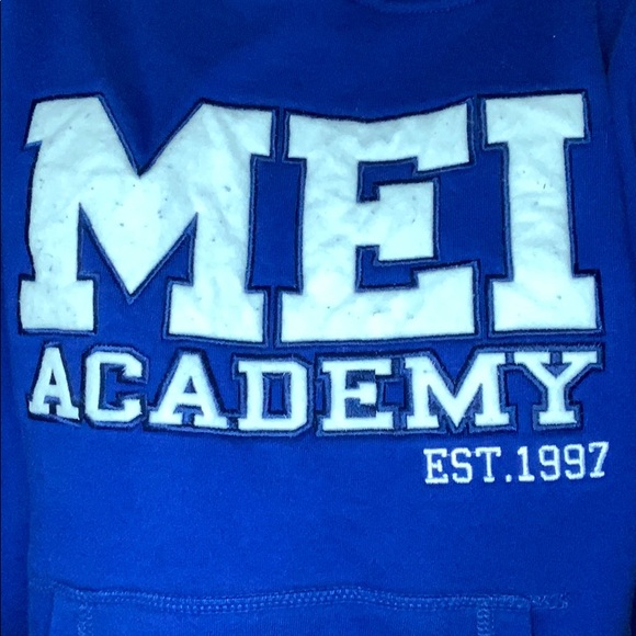 Woman’s Roots Blue Hoodie, Sweater. Size Large - Picture 3 of 4